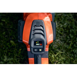 Husqvarna T542i XP ( bez baterie a nabíječky )