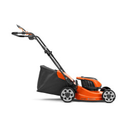 Husqvarna LC 137i AKU ( bez baterie a nabíječky )