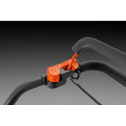 Husqvarna LC 142i Aku ( bez baterie a nabíječky )