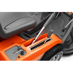 Husqvarna R 420TsX AWD motorová jednotka