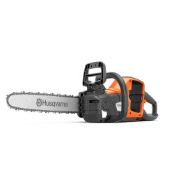 Husqvarna 225i ( bez baterie a nabíječky )