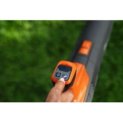 Husqvarna 122iB ( bez baterie a nabíječky )